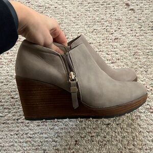 Dr. Scholl's Gray and Brown Wedge Booties